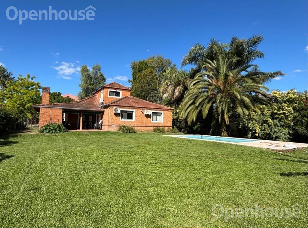 Venta Casa en La Delfina - APTO CRÉDITO - CON RENTA