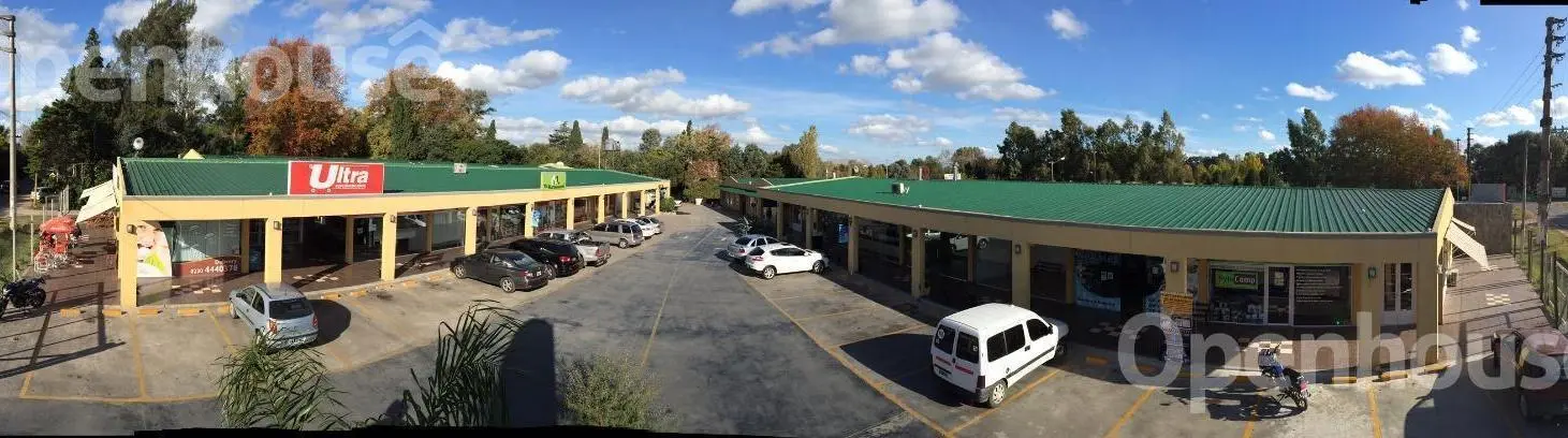 Inversión Estratégica: Paseo Comercial Vía Manzanares con 26 locales y 12 oficinas 5