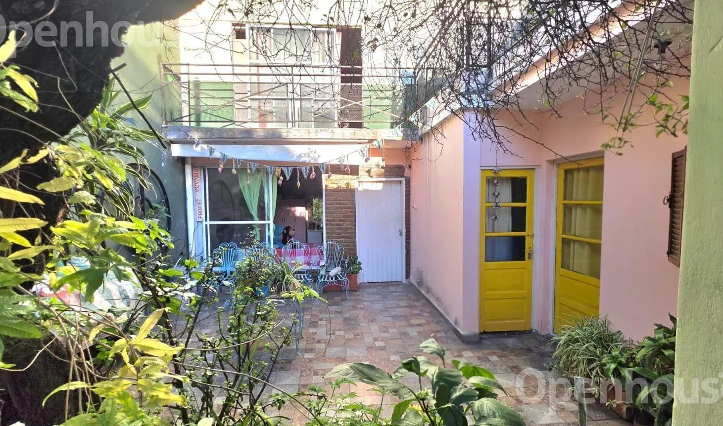 Venta casa 6 ambientes con cochera y patio 4