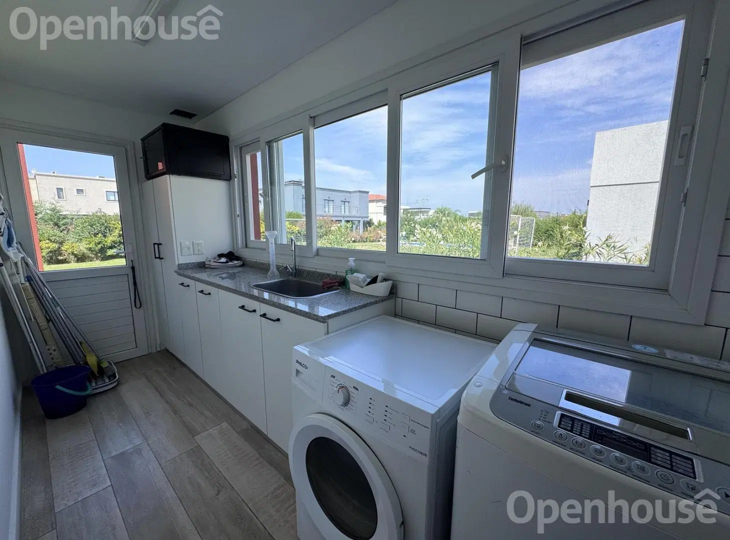 Venta casa impecable en Altos de Campo Grande Pilar 5