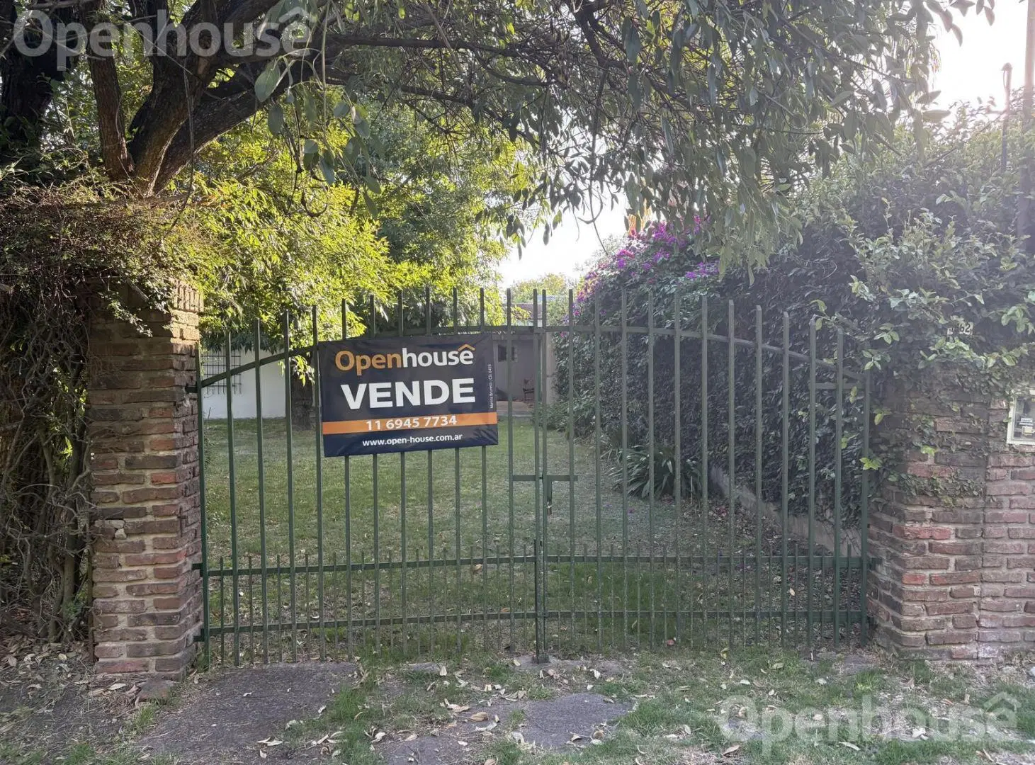 VENTA - CASA CON HERMOSO PARQUE-BARRIO PELLEGRINI II -VILLA ROSA-PILAR 2