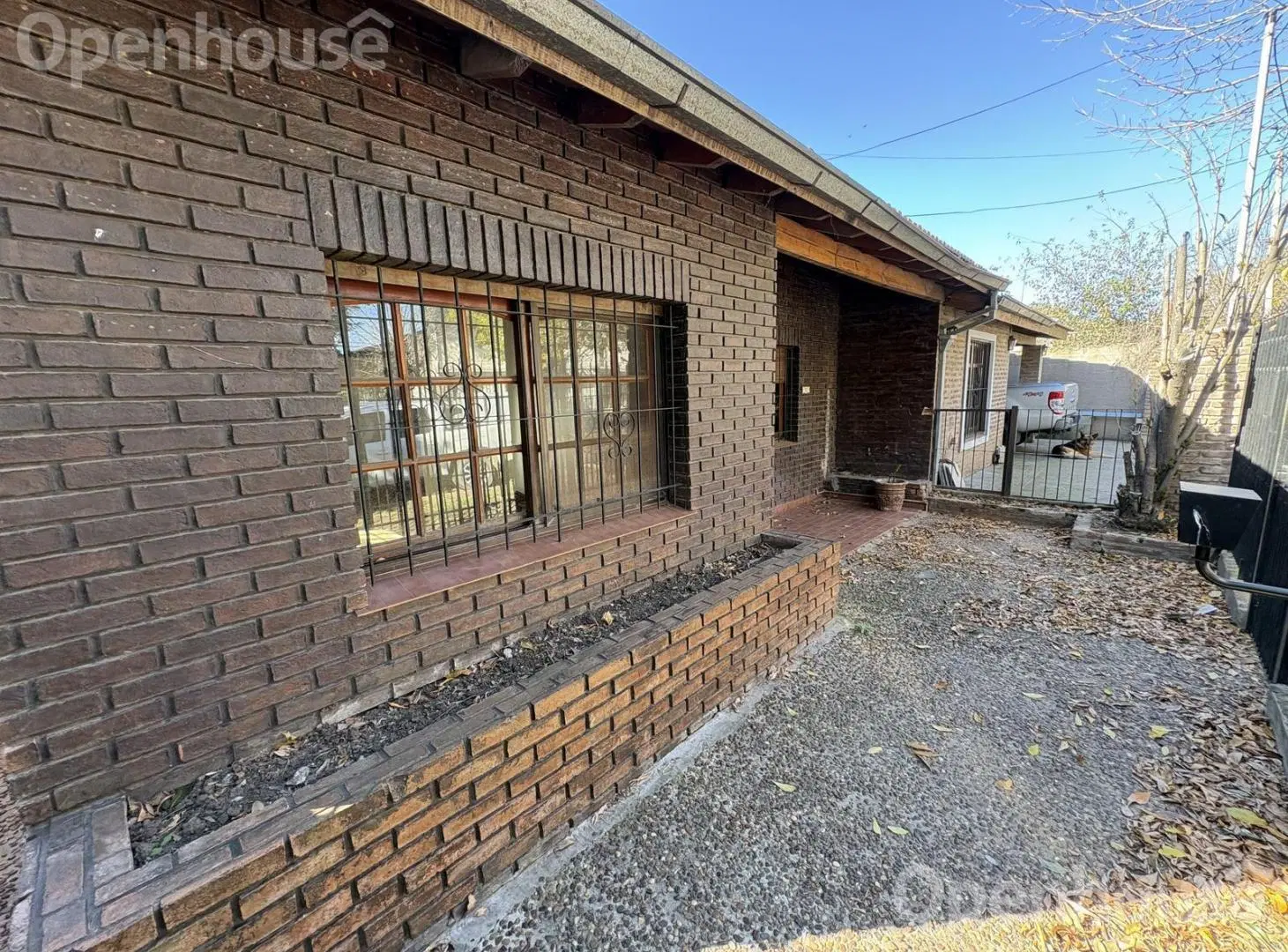 VENTA-CASA EN CENTRO DE DERQUI- EXCELENTE UBICACION 3
