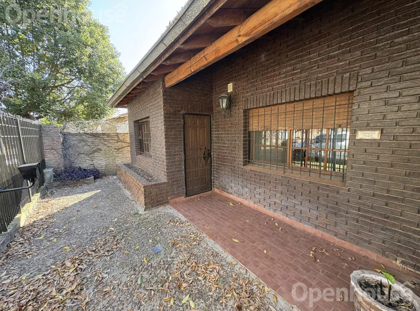VENTA-CASA EN CENTRO DE DERQUI- EXCELENTE UBICACION 5