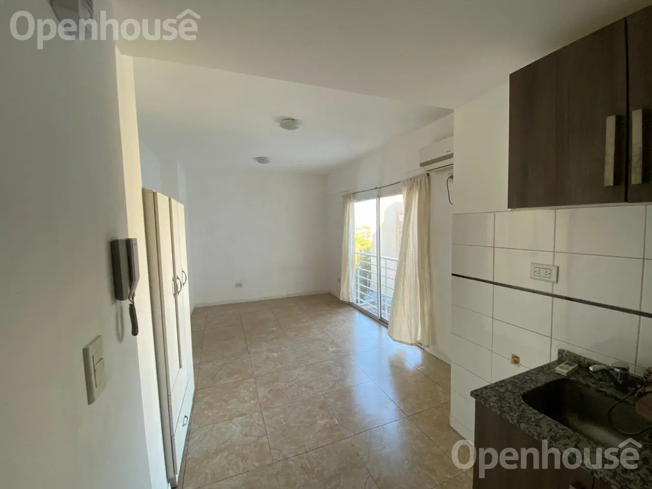 VENTA Monoambiente muy luminoso, con cochera en Caballito 1