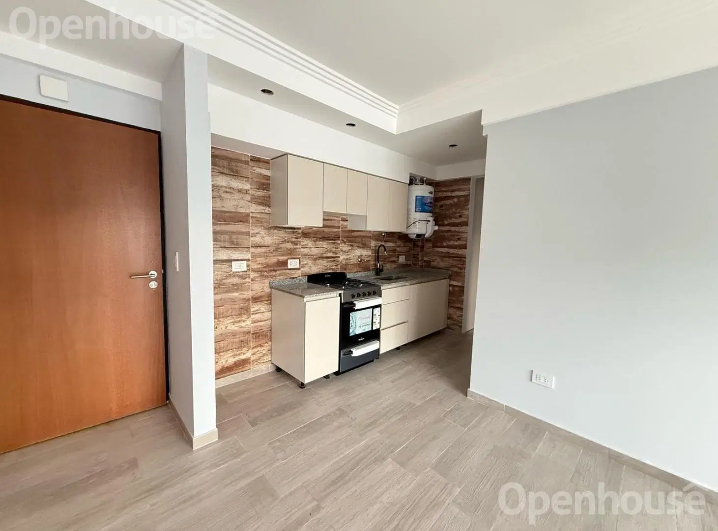 Departamento 3 Ambientes en Venta con Balcon y Terraza en Monte Castro 3