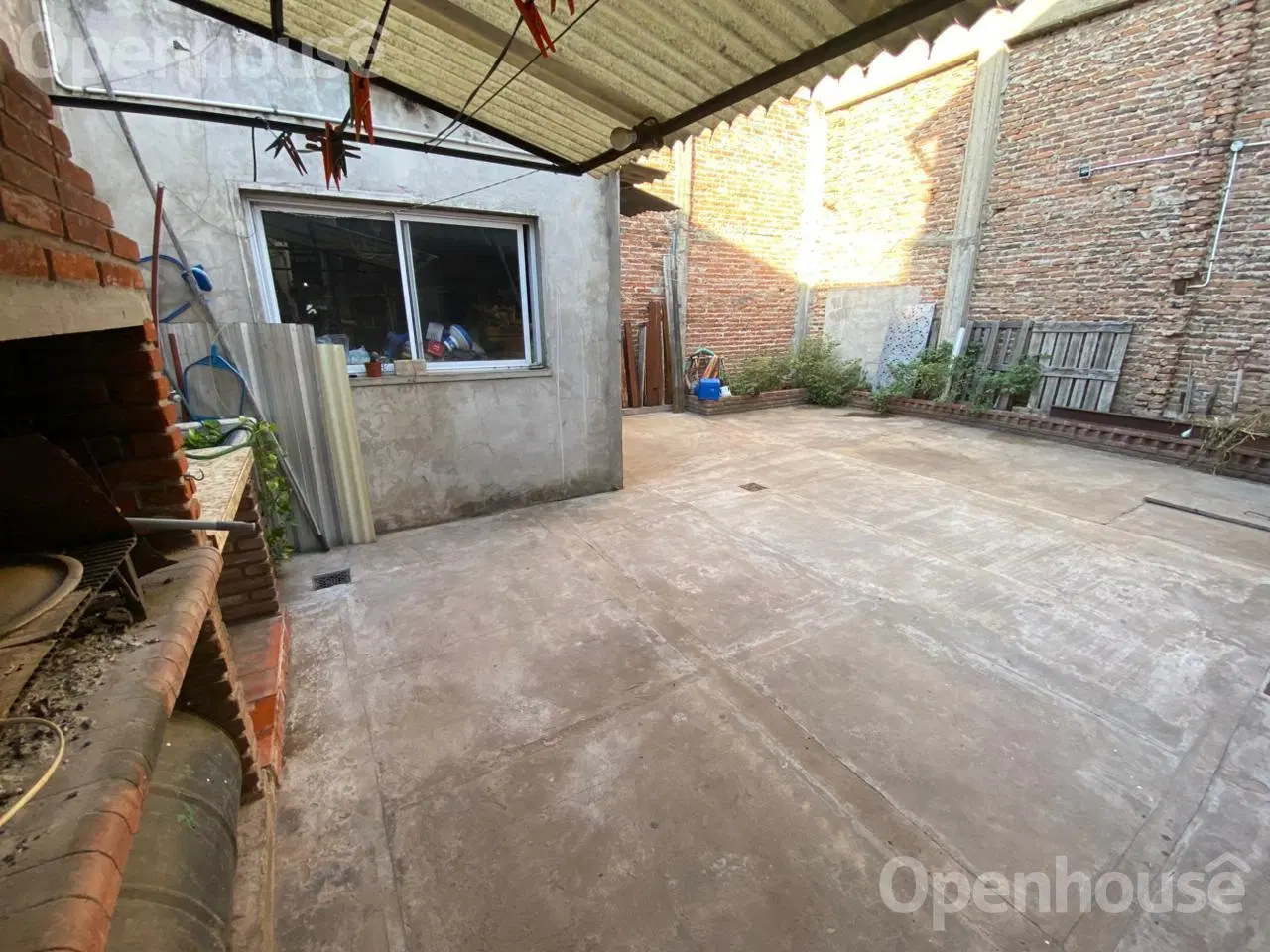 VENTA Casa 4 ambientes con cochera, patio, terraza y parrilla 8