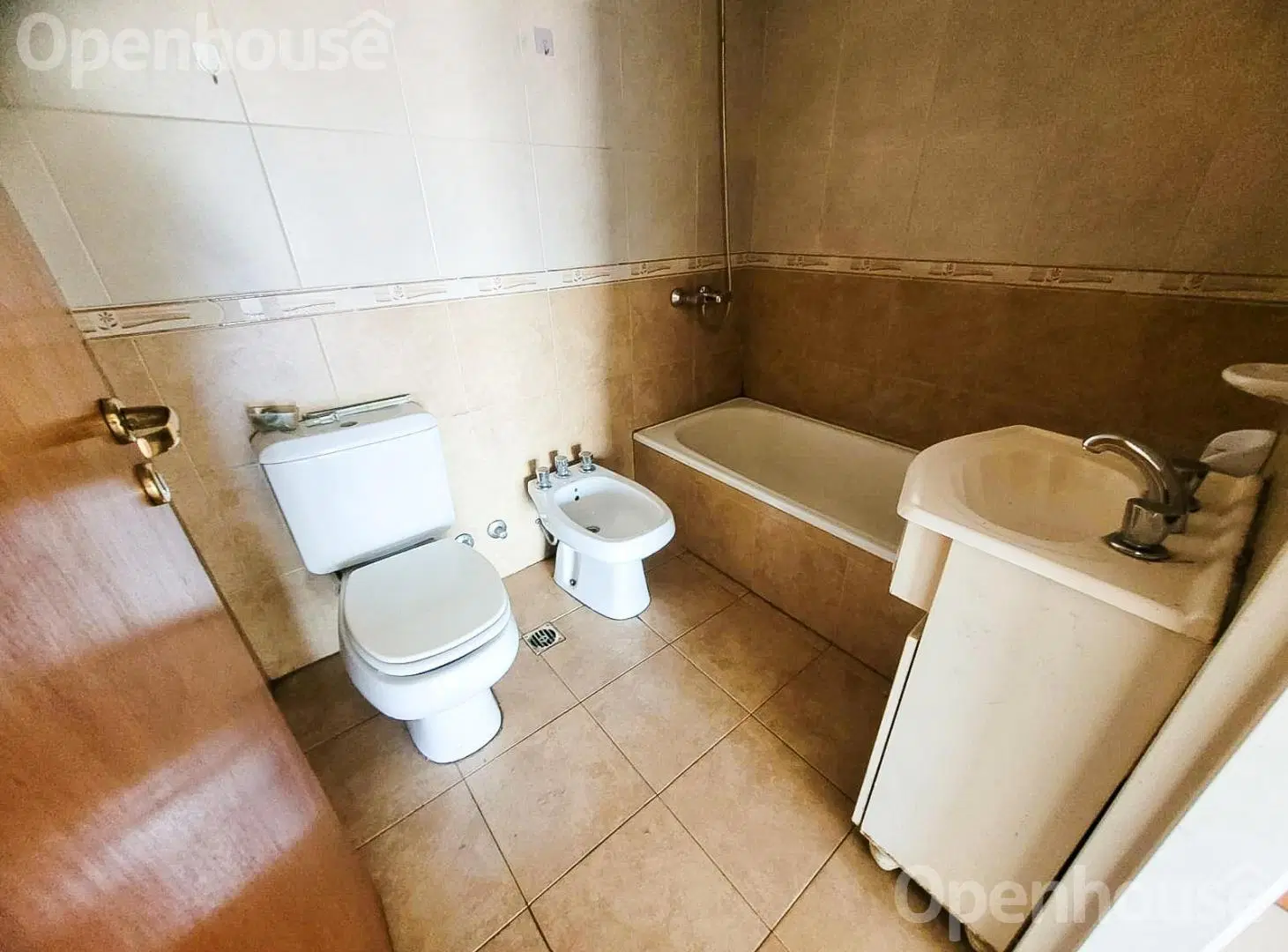 ALQUILER MONOAMBIENTE CON BALCON - FLORESTA 5
