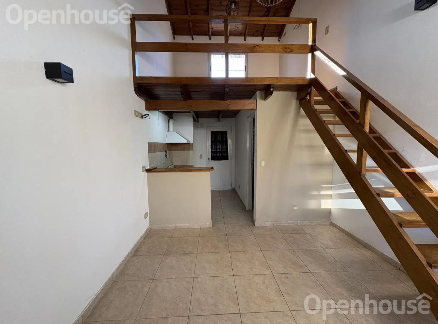 ALQUILER -DUPLEX 2 AMBIENTES CON PARQUE  EN PILAR CENTRO. 3