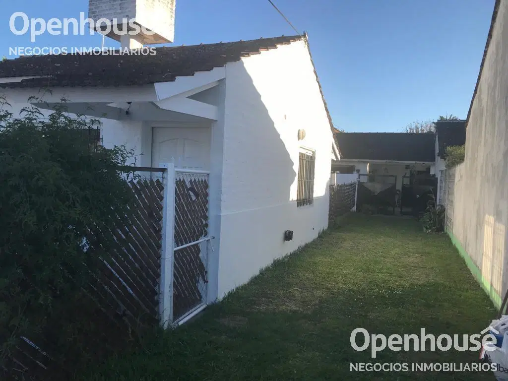 ALQUILER CASA CON JARDIN 3 AMB COMPLEJO VILLA MORRA PILAR 1