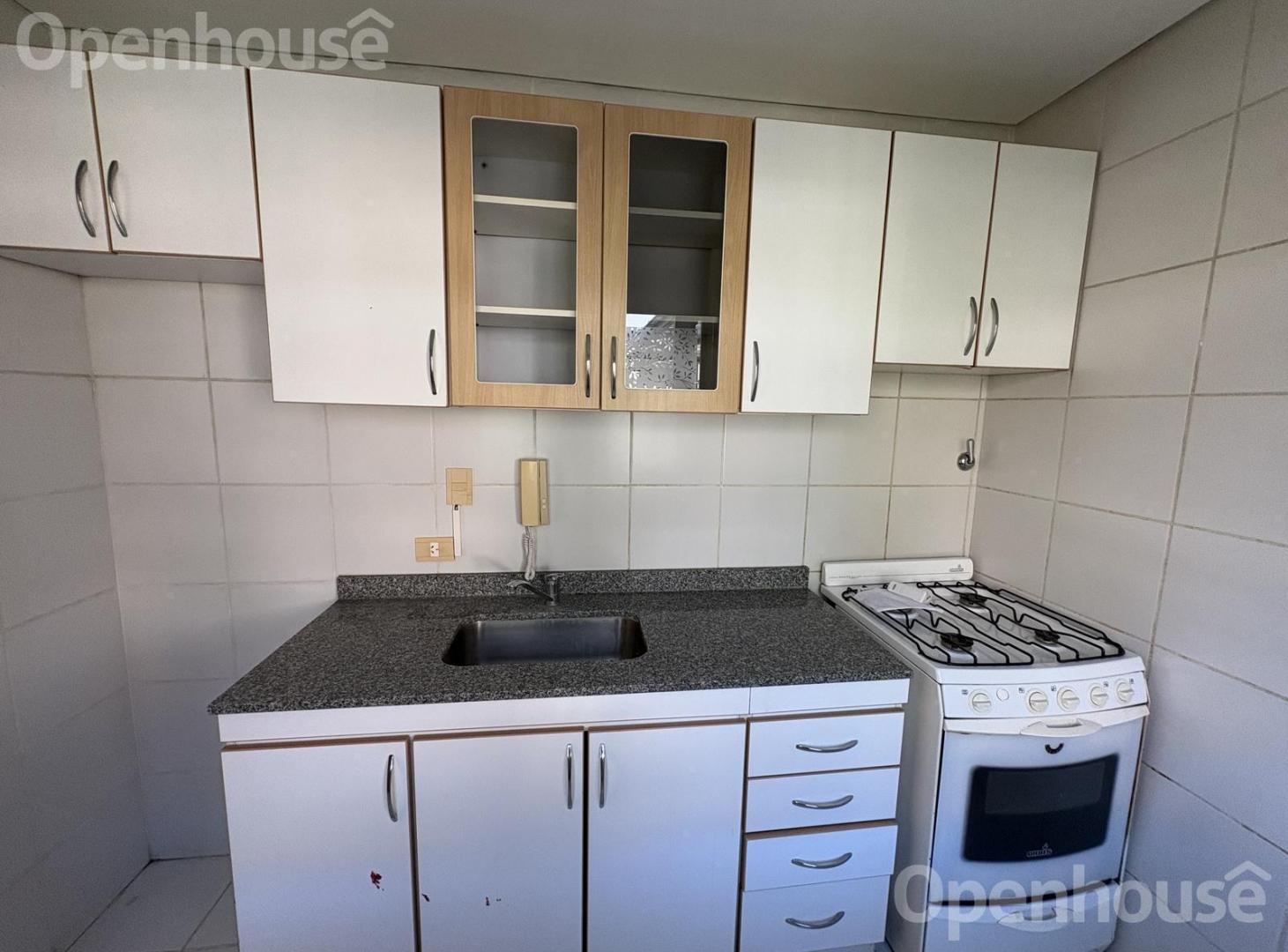 Foto de ALQUILER-EXCELENTE DEPATAMENTO 3 AMBIENTES EN BARRIO LAS MERCEDES, imagen 4