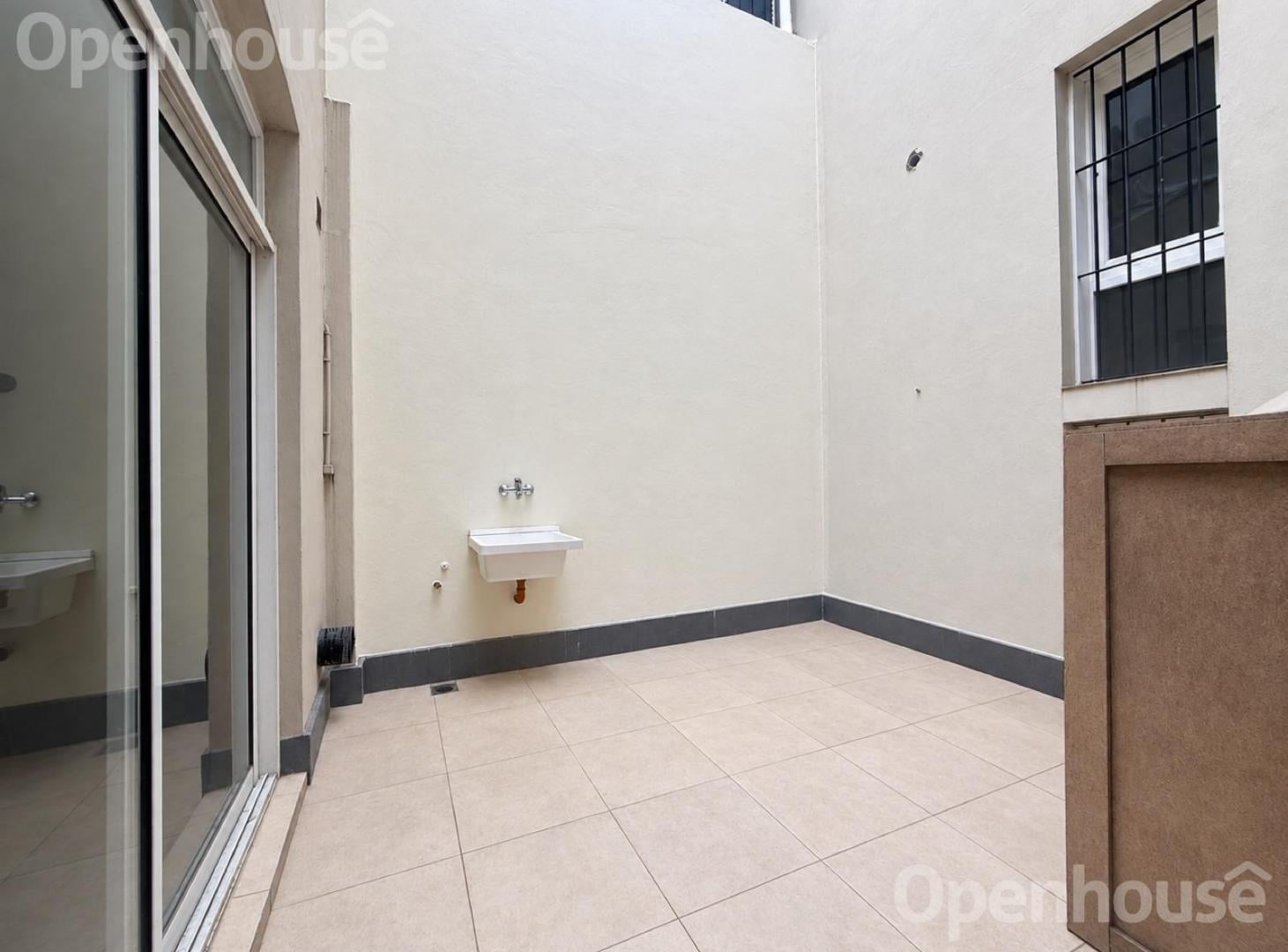 Foto de PH en venta tipo Loft en Devoto con Patio, imagen 1