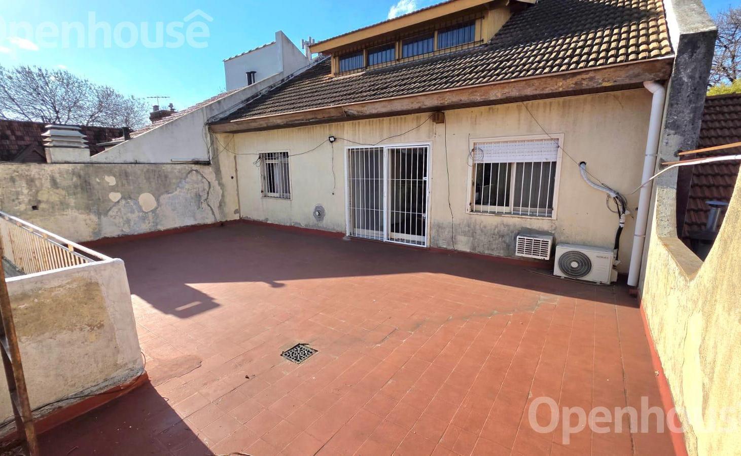 Foto de Venta casa 7 ambientes cochera, parque y terraza en Villa Martelli, imagen 4