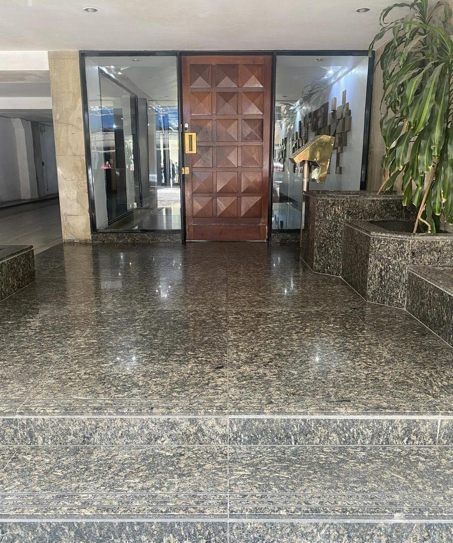 Foto de Venta Departamento 3 Ambientes en Belgrano con Dependencia de servicio, imagen 1