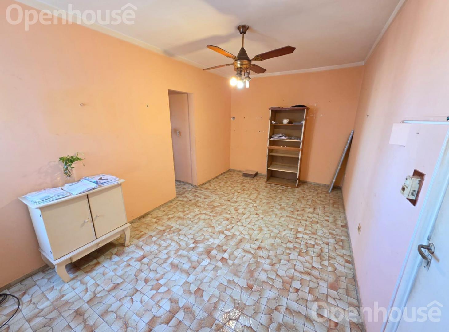 Foto de ¡OPORTUNIDAD! - A REFACCIONAR - VENTA DEPARTAMENTO TRES AMBIENTES EN, imagen 1