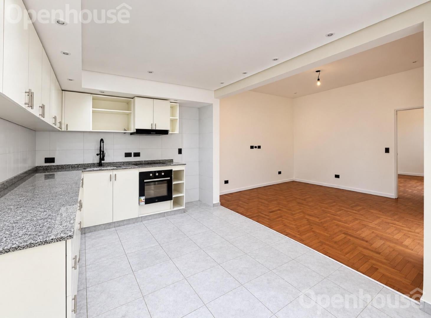 Foto de PH planta Baja en Venta con Terraza Propia., imagen 2