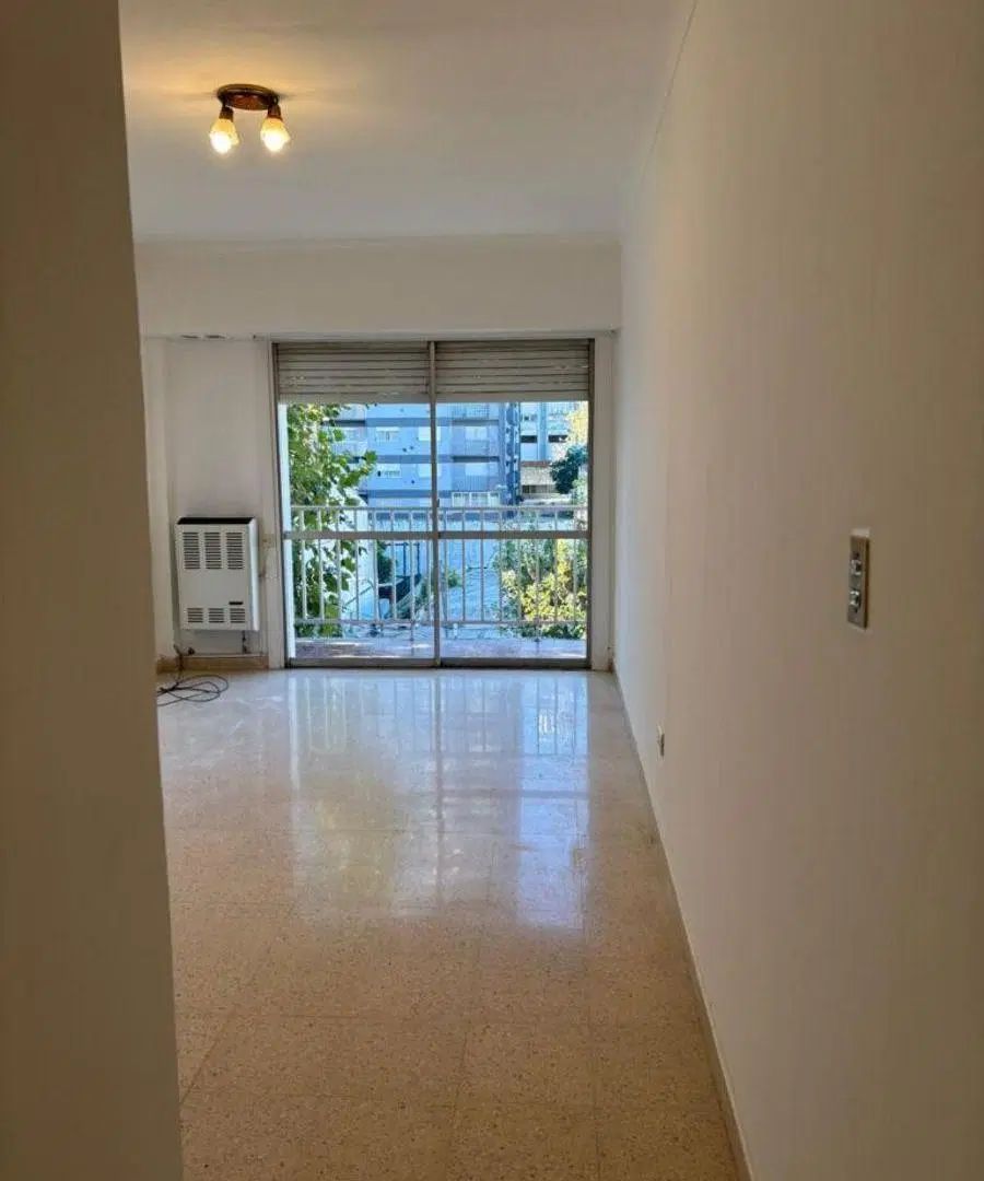 ALQUILER 24M| ALBERTI Y OLAVARRÍA – 2 AMBIENTES CON BALCÓN A LA CALLE 2