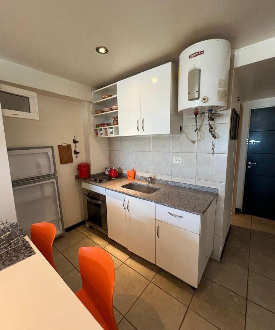 Foto de ALQUILER 24M | MONOAMBIENTE CON BALCÓN Y VISTA AL MAR, imagen 4