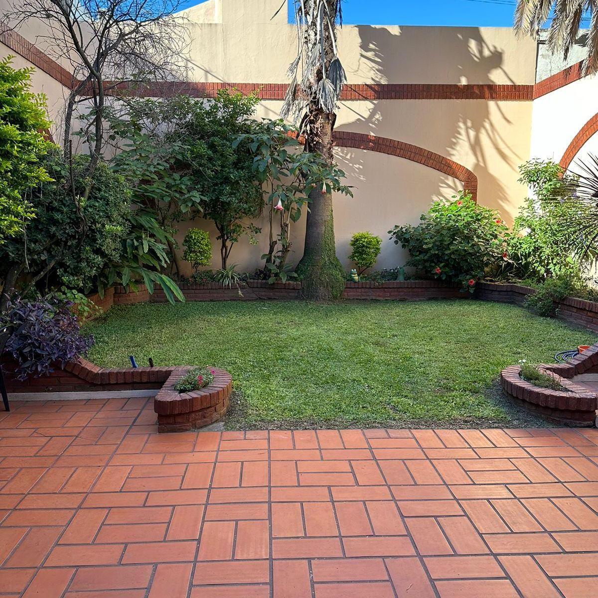 Impecable Casa 4 Amb, Gje, Fondo! 4