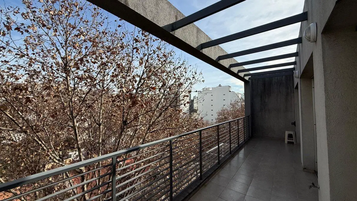Semi Piso 1 amb amplio balcon 5