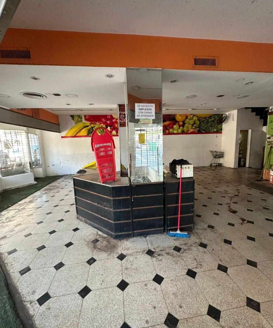 Foto de Local en esquina 250m2, imagen 3
