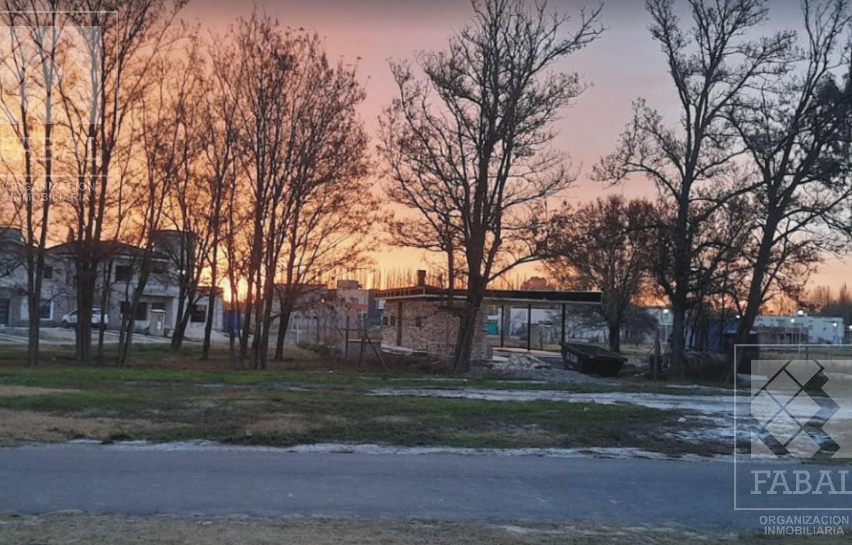 Terreno venta Cinco Saltos, barrio privado Cinco Soles, 525 m2