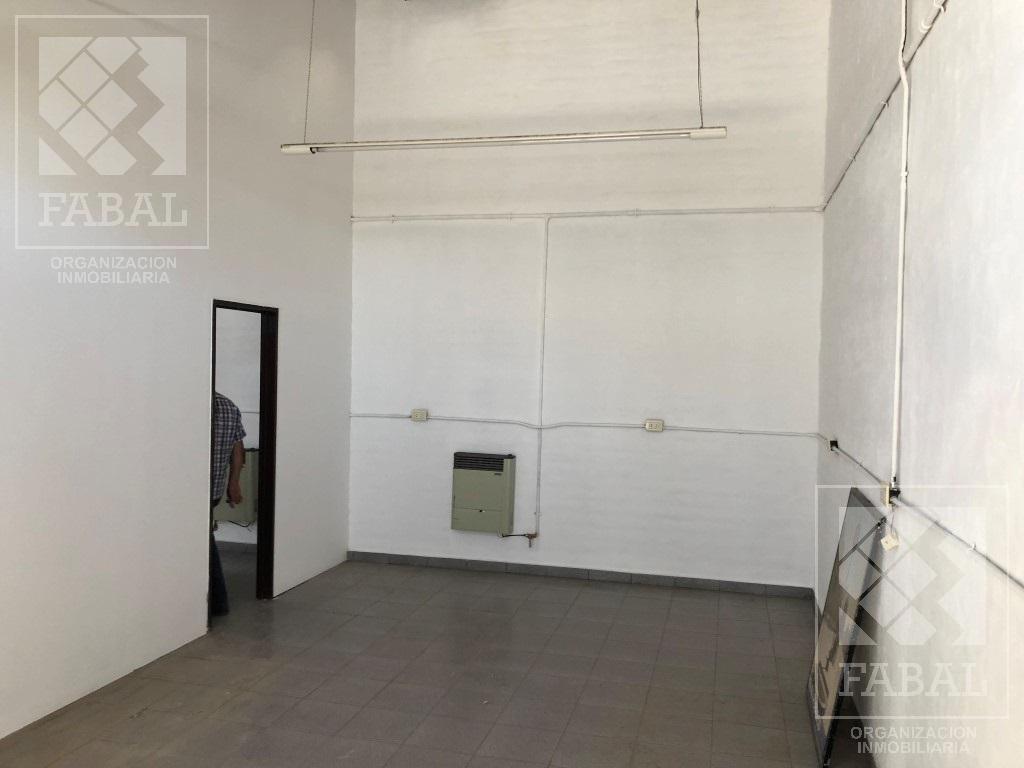 Local con Oficinas y Galpón Venta Centro Sur Neuquén 3