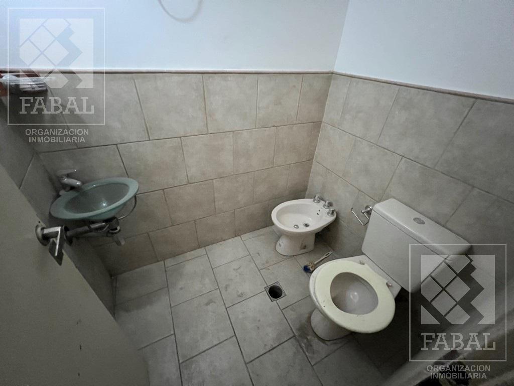 Local con Oficinas y Galpón Venta Centro Sur Neuquén 5