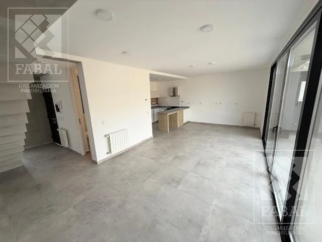 Casa alquiler Ayres del Limay, 3 dormitorios (suite), 3 baños, jardín, parrilla y cochera 4
