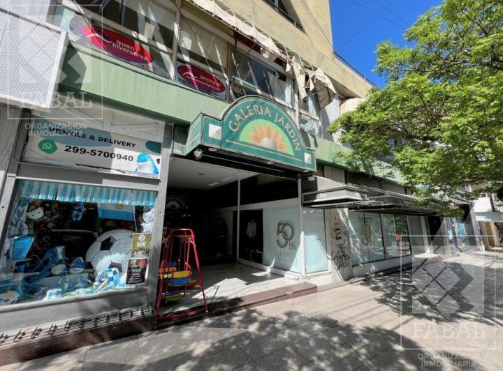 Oficina alquiler Centro, Galería Jardín, 30 m2 con recepción y 1 privado 2