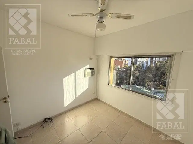 Departamento alquiler centro, 2 dormitorios, baño y balcón 5