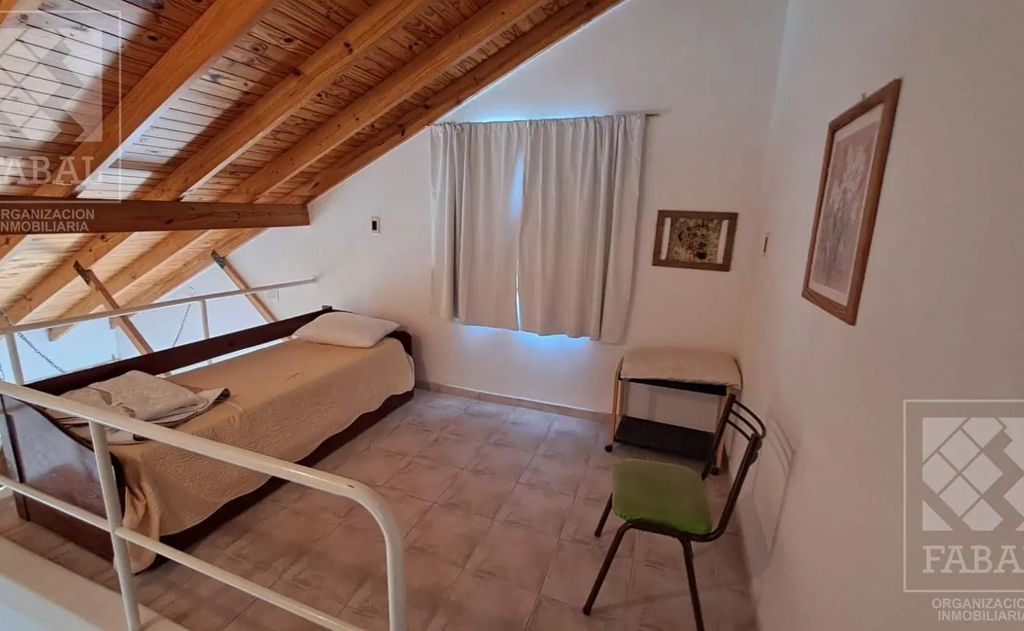 Casa venta Las Grutas, 2 dormitorios, 2 baños, jardín con parrilla y cochera, zona La Rinconada 3