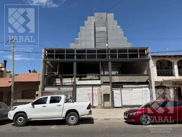 Local venta centro, 383 m3 en dos plantas, a estrenar 2