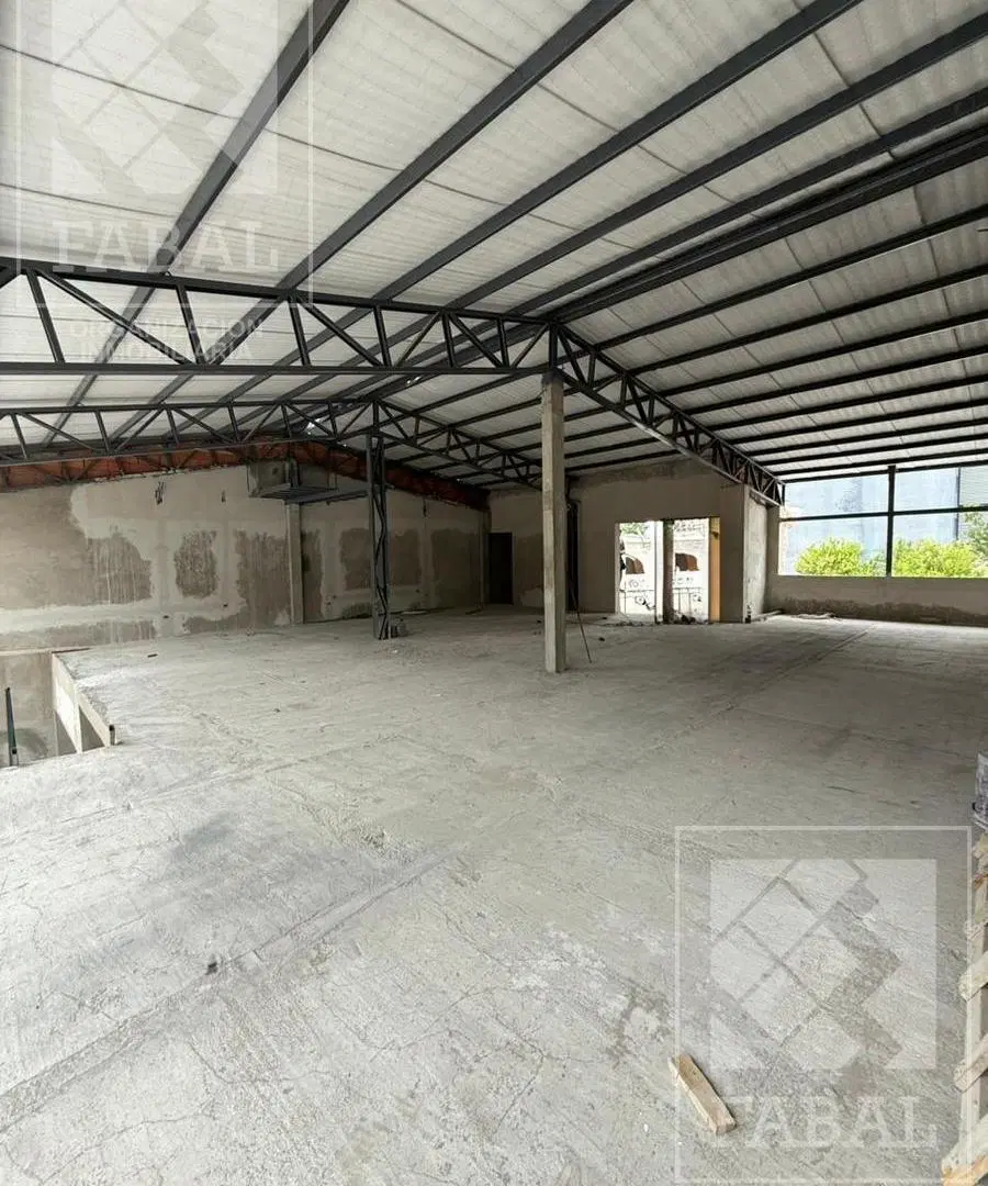 Local venta centro, 383 m3 en dos plantas, a estrenar 5