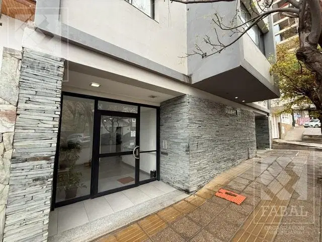 Departamento alquiler centro, 1 dormitorio, baño y patio de 26 m2 5
