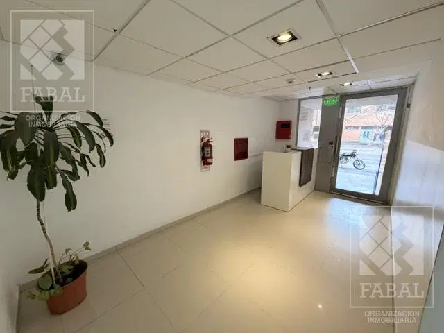 Departamento alquiler centro, 2 dormitorios, baño, balcón y cochera 1