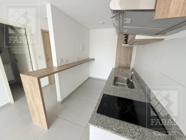 Foto de Departamento venta centro, monoambiente de 38 m2 con baño y balcón, imagen 2