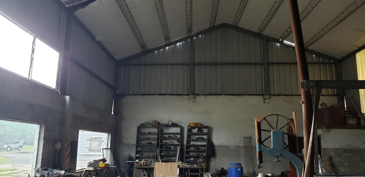 Predio de 3 Hectáreas en F. Varela con Oficinas, Nave Industrial y Depósito (Se Escuchan Ofertas!) 2