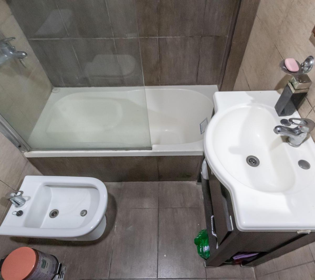 Departamento 2 Ambientes en Venta con Cochera en Berazategui Centro 4