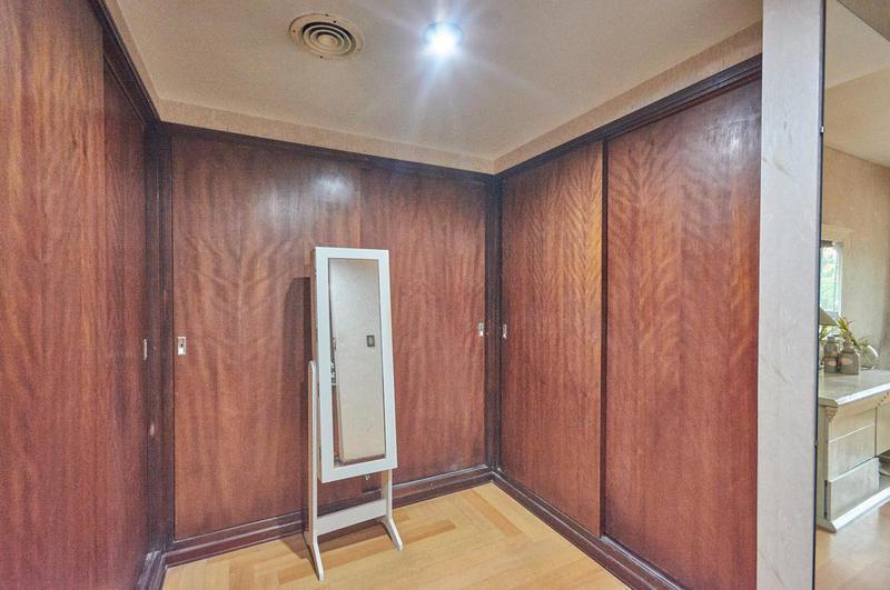 Venta Casa 5 Ambientes con Patio, Jardin, Cochera, Playroom - Versalles 1