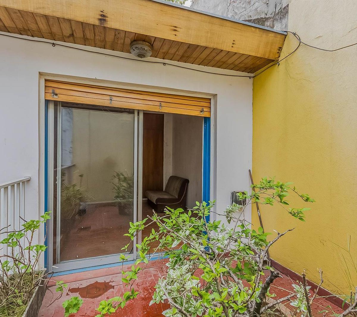 PH 5 Ambientes con Cochera en Venta - Flores 5