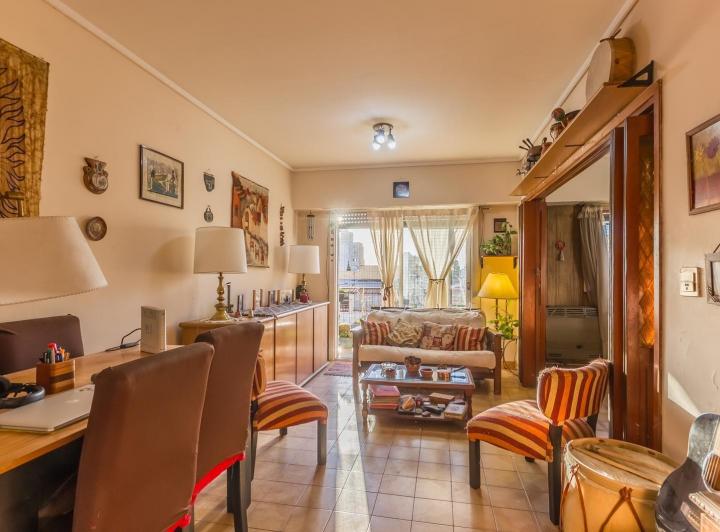 Departamento en venta 4 ambientes en Monte Castro 1