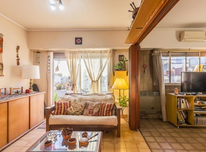 Departamento en venta 4 ambientes en Monte Castro 4