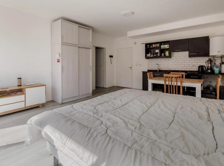 Departamento monoambiente alquiler temporal SIN MUEBLES- Barracas 2