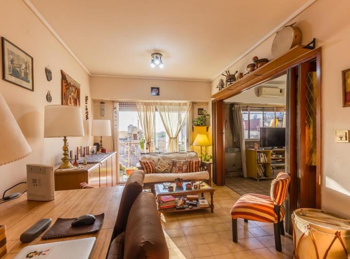 Departamento en venta 4 ambientes en Monte Castro 3