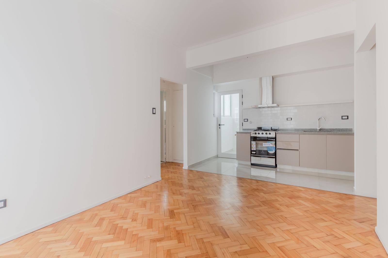 Departamento 2 Ambientes en Venta en Caballito Sur RECICLADO A NUEVO y MUY LUMINOSO