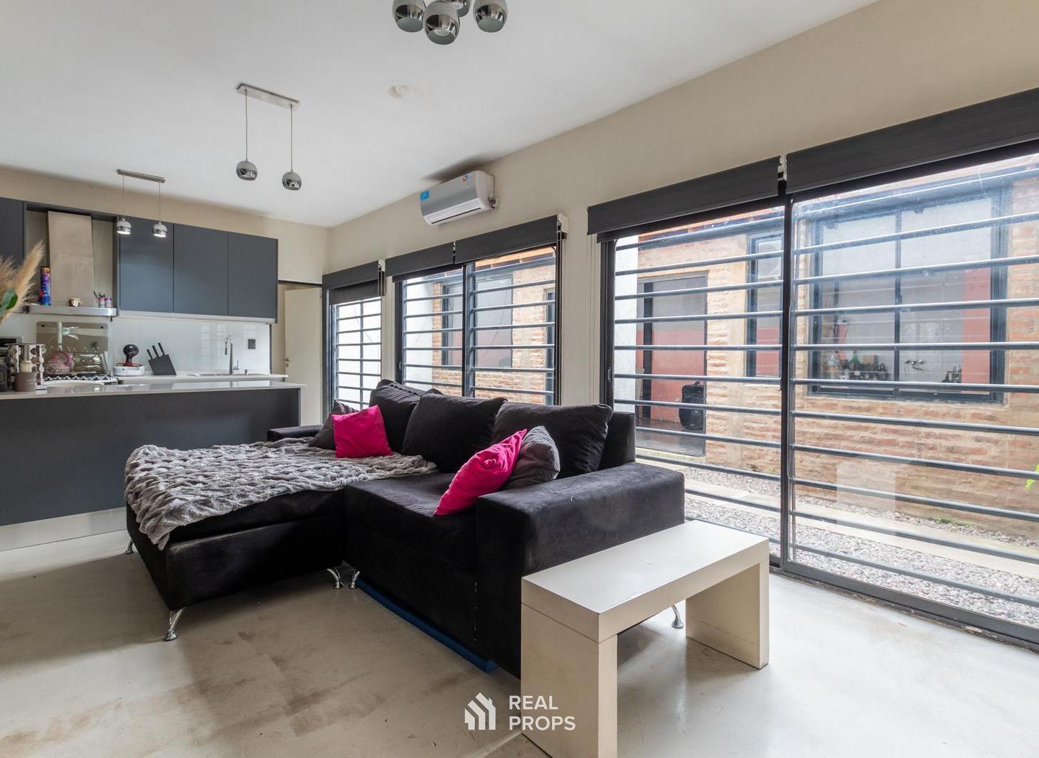 VENTA CASA 5 AMBIENTES RAMOS MEJIA CON PILETA GARAGE QUINCHO