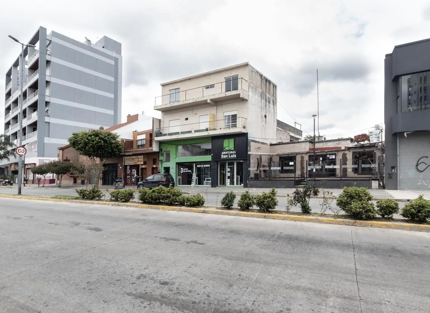 Venta terreno de 536 m2 cerca del centro de Berazategui. Se escuchan ofertas por permuta! 3