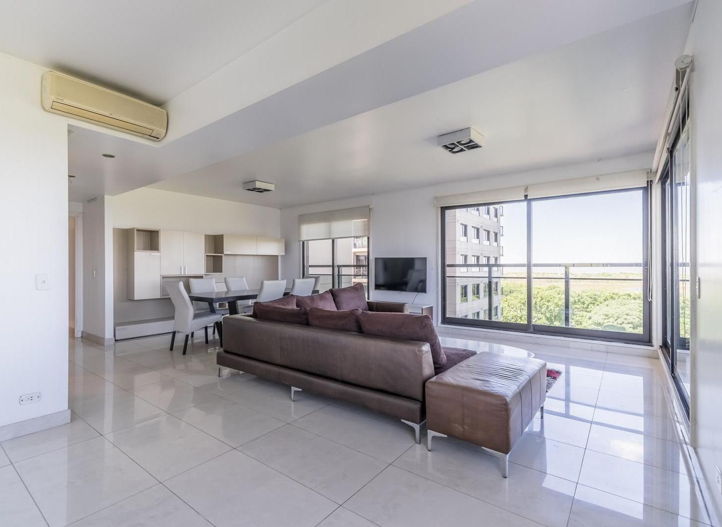 Departamento en venta de 3 ambientes con cochera doble, baulera, balcón, piso alto y vista abierta
