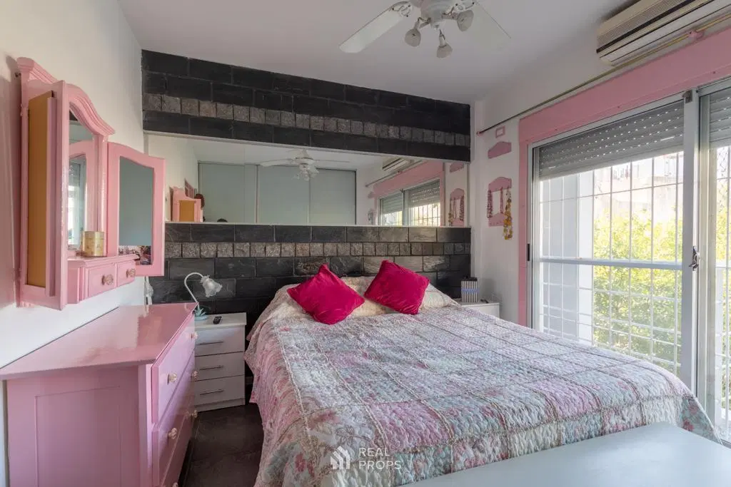 VENTA DEPARTAMENTO 3 AMBIENTES SAN TELMO AMOBLADO 4