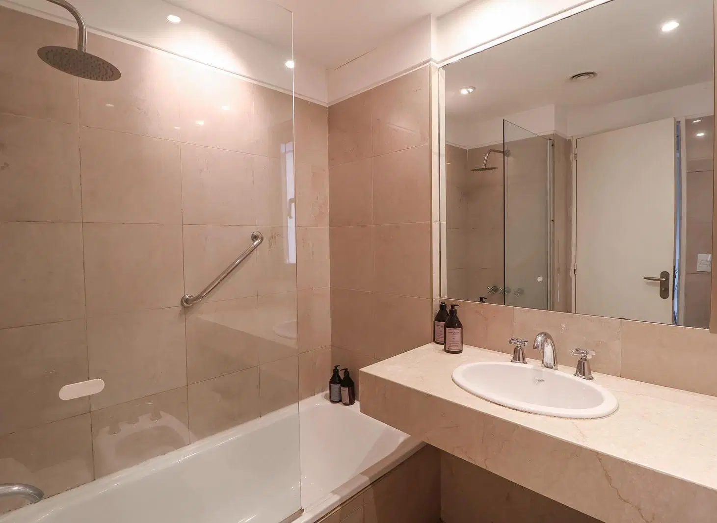 Departamento  2 ambientes en alquiler - Puerto Madero con cochera 3